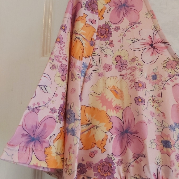 080. Multicolor Hibiscus Floral Print Ruffle Mini Dress  Size M - Picture 10 of 15